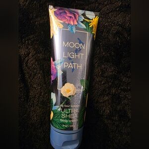 Bath & Body Works Moonlight Path Ultra Shea Body Cream - Blue and Floral